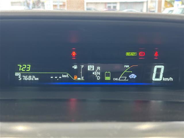 トヨタ プリウスα