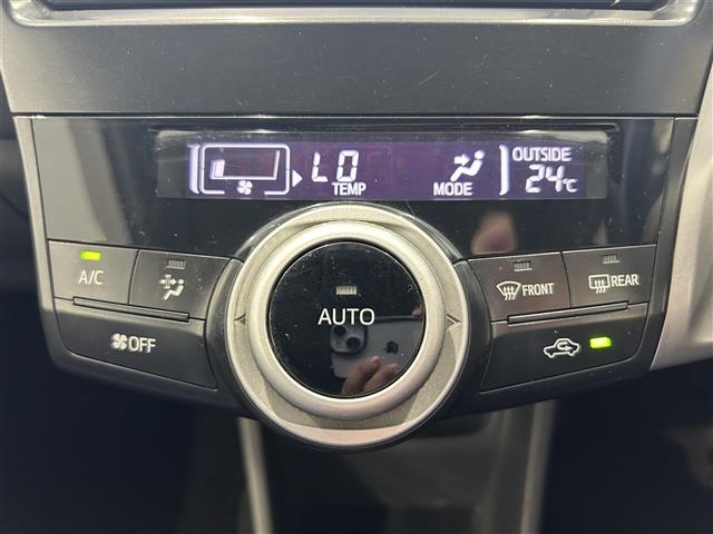 トヨタ プリウスα