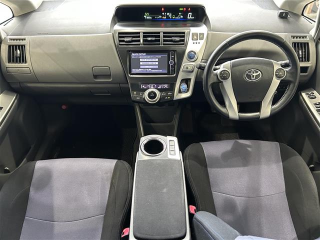 トヨタ プリウスα