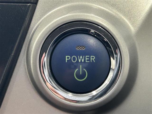 トヨタ プリウスα