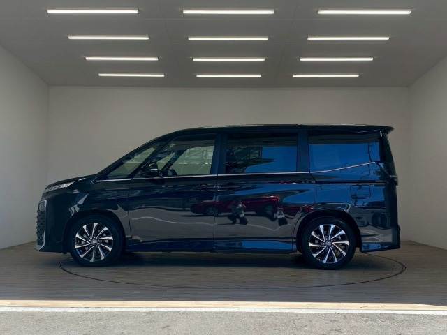 トヨタ ヴォクシー