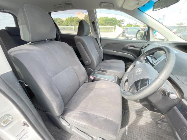 トヨタ エスティマ