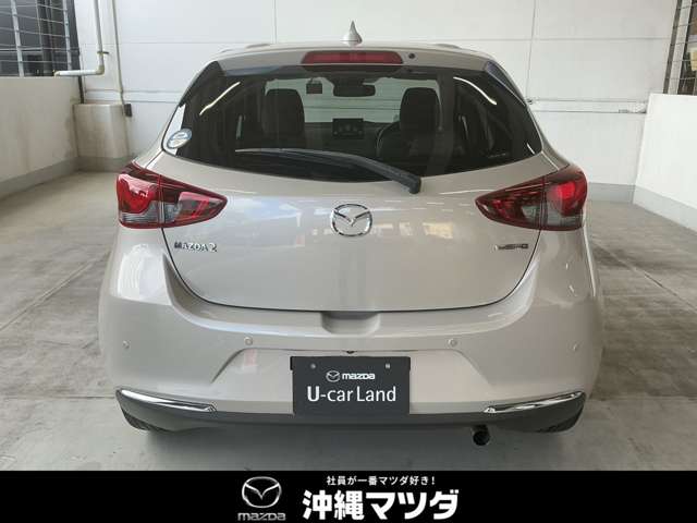 マツダ MAZDA2