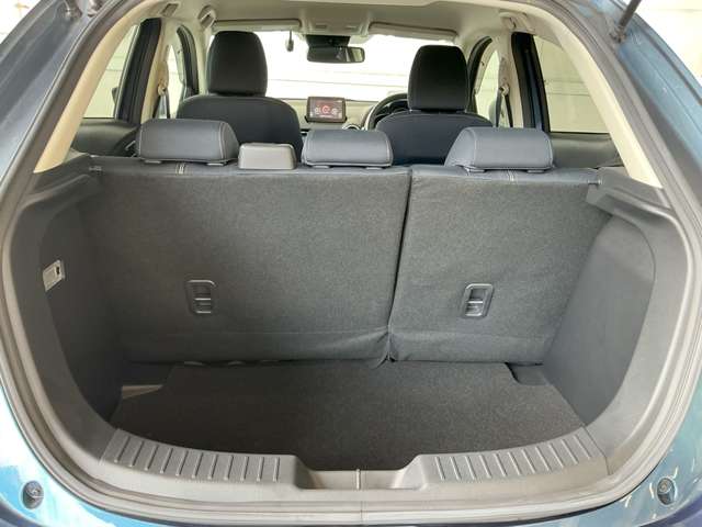 マツダ MAZDA2