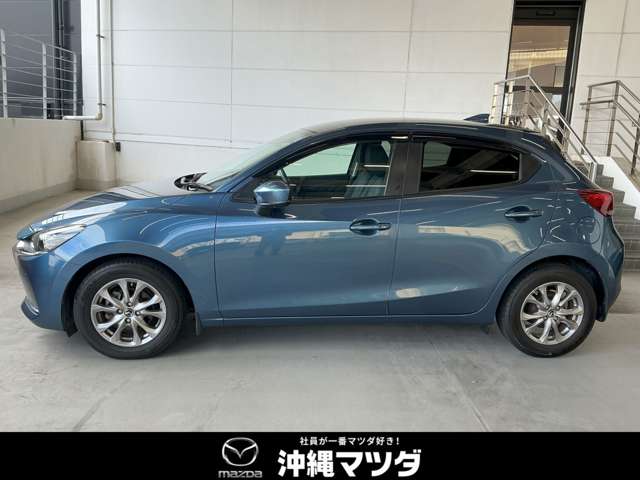 マツダ MAZDA2