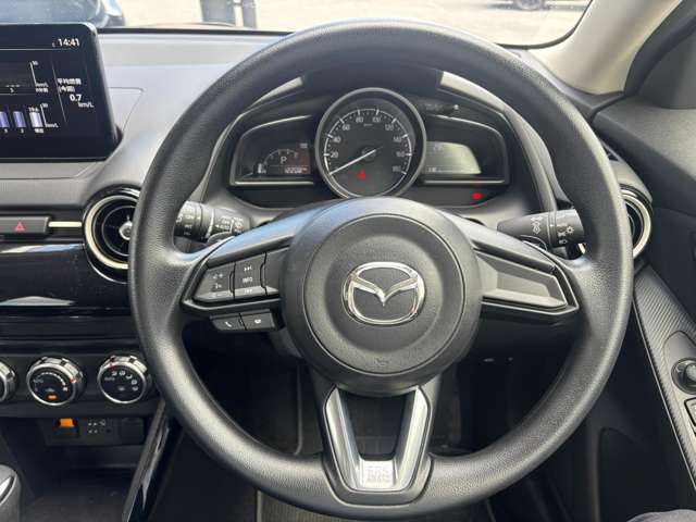 マツダ MAZDA2