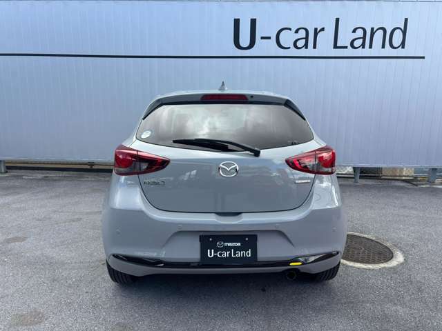 マツダ MAZDA2