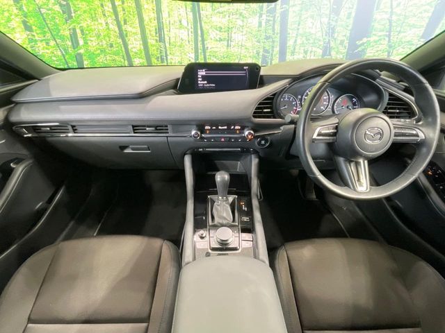 マツダ MAZDA3ファストバック