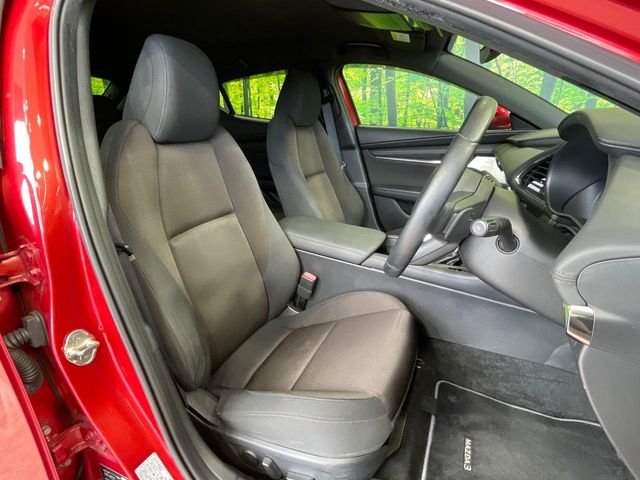 マツダ MAZDA3ファストバック