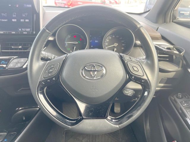 トヨタ C-HR