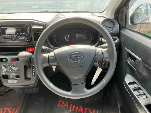 ダイハツ ミライース