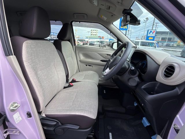 日産 デイズ
