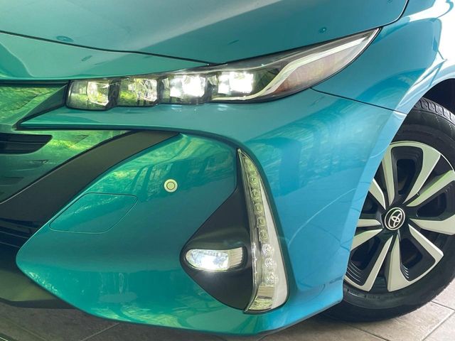 トヨタ プリウスPHV