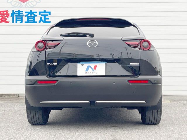 マツダ MX-30