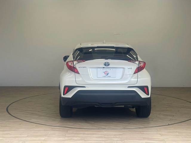 トヨタ C-HR