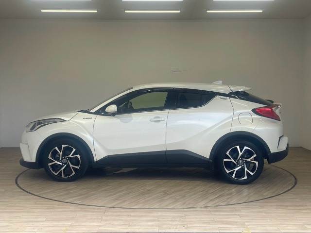 トヨタ C-HR