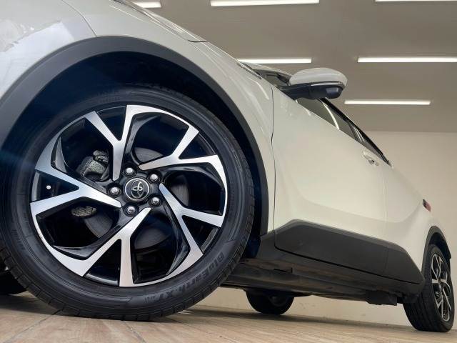 トヨタ C-HR