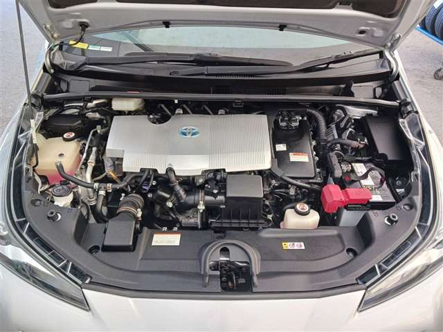 トヨタ プリウス