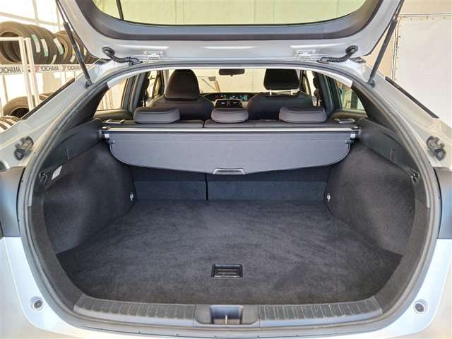 トヨタ プリウス