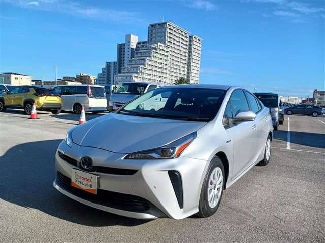 トヨタ プリウス