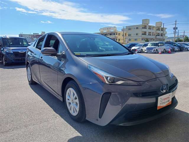 トヨタ プリウス