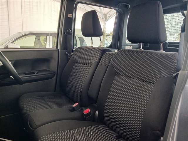 トヨタ ピクシスメガ