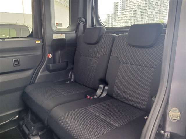 トヨタ ピクシスメガ