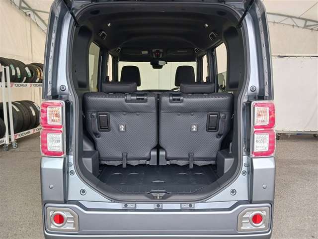 トヨタ ピクシスメガ