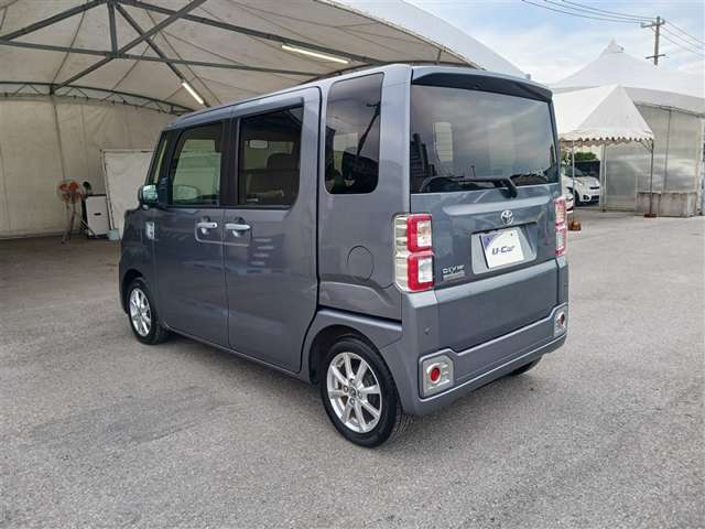 トヨタ ピクシスメガ