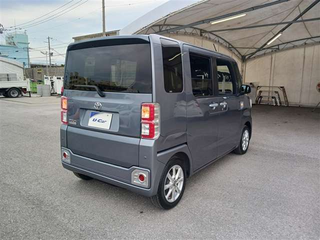 トヨタ ピクシスメガ