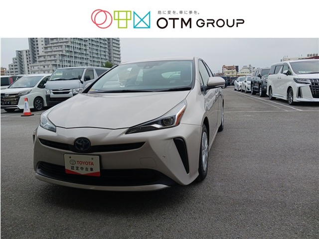 トヨタ プリウス