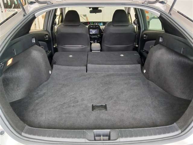 トヨタ プリウス