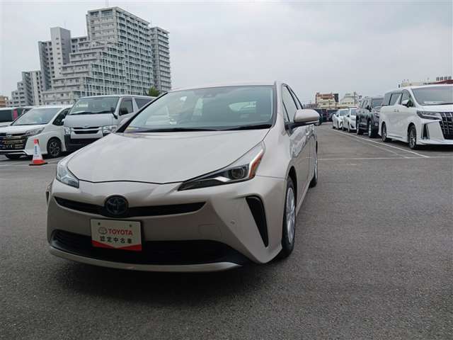 トヨタ プリウス