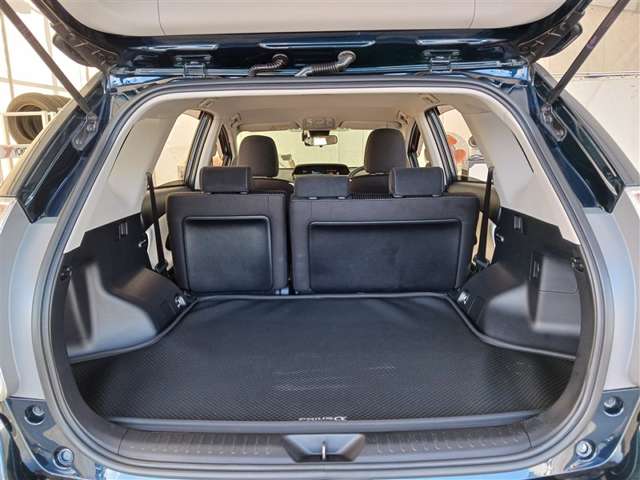 トヨタ プリウスα