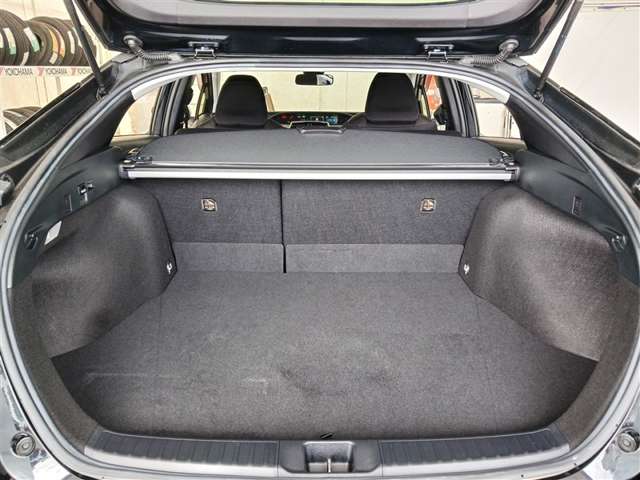 トヨタ プリウス