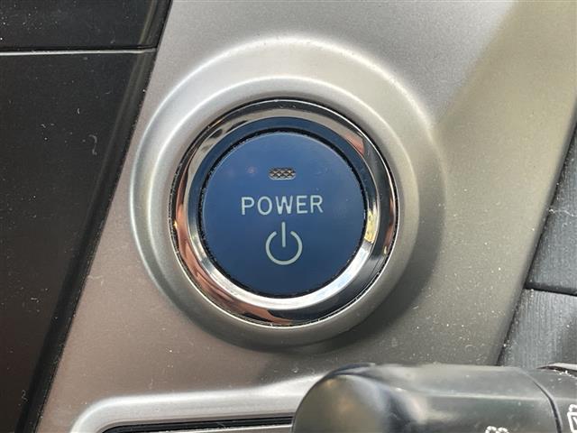 トヨタ プリウスα