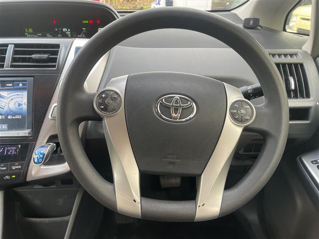 トヨタ プリウスα