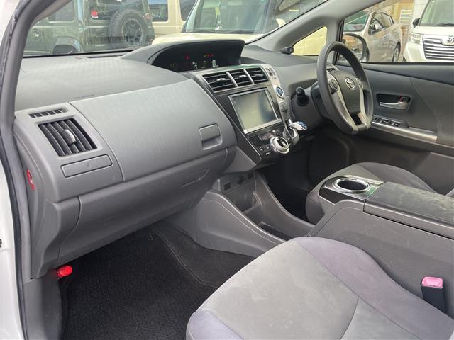 トヨタ プリウスα