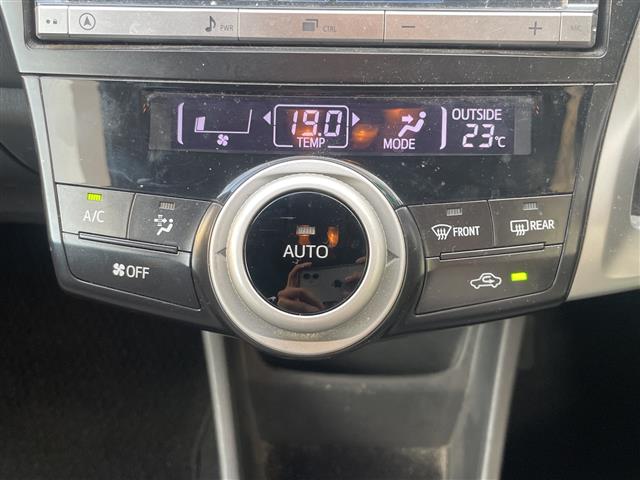 トヨタ プリウスα