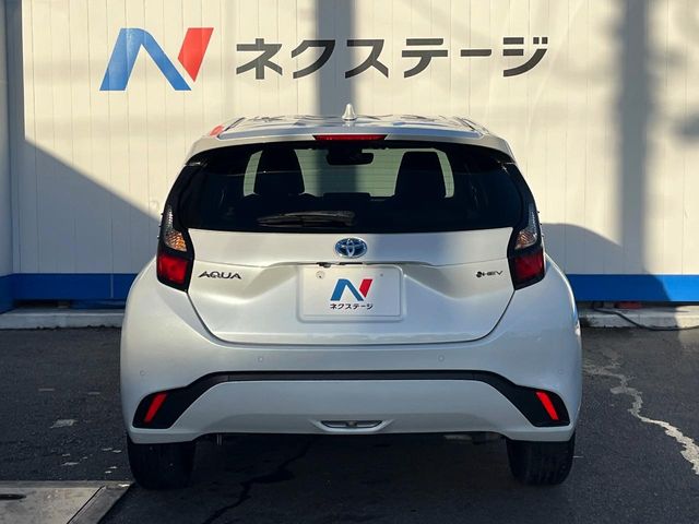 トヨタ アクア