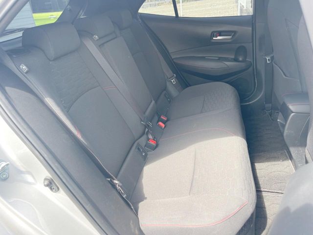 トヨタ カローラスポーツ