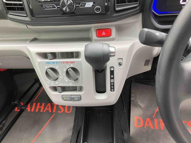 ダイハツ ミライース