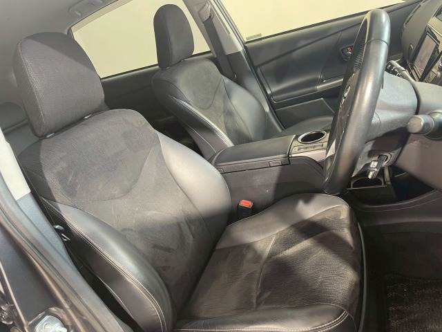 トヨタ プリウスα