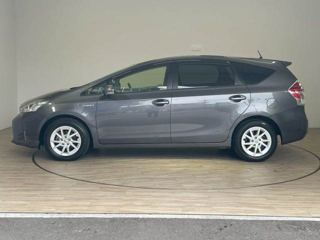 トヨタ プリウスα