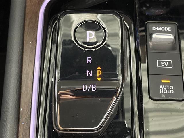 日産 ノートオーラ