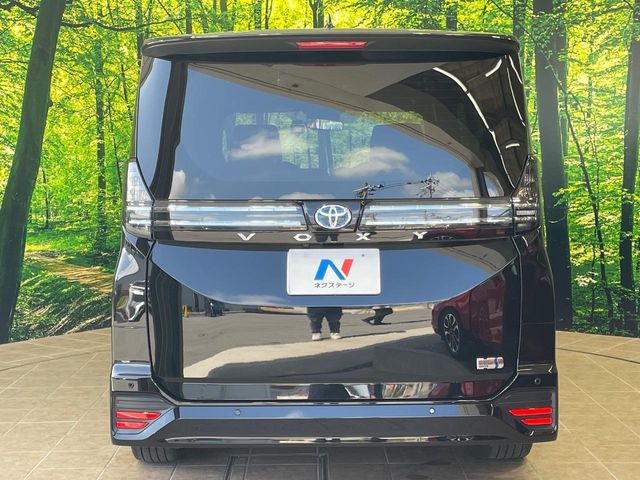 トヨタ ヴォクシー