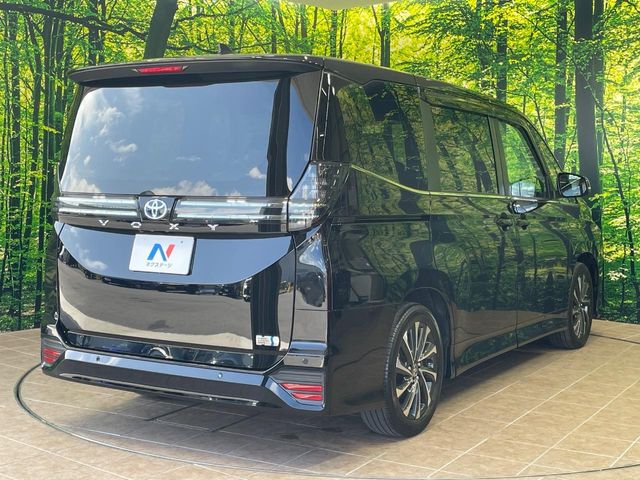 トヨタ ヴォクシー