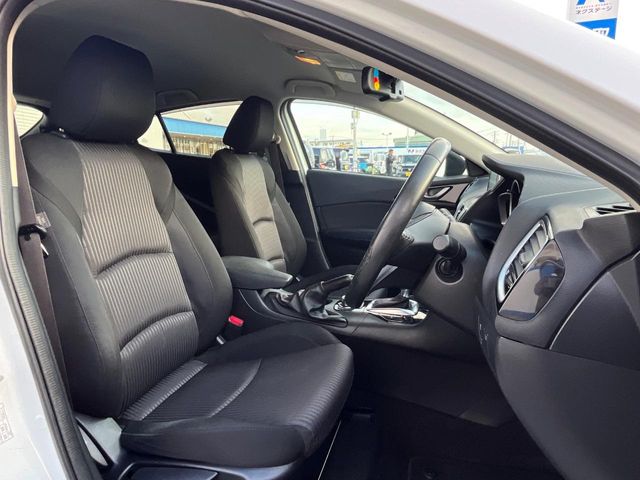 マツダ アクセラスポーツ