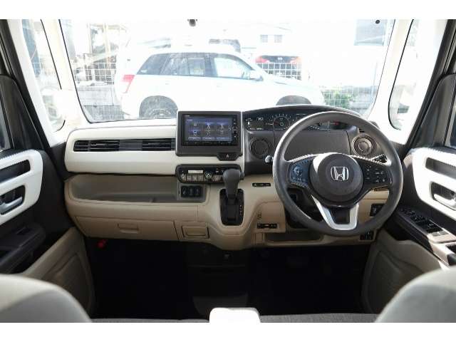 ホンダ N-BOX