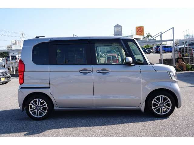ホンダ N-BOX